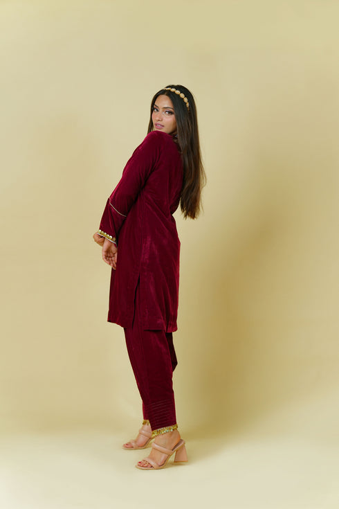 Kashmiri Kali Kurta Set