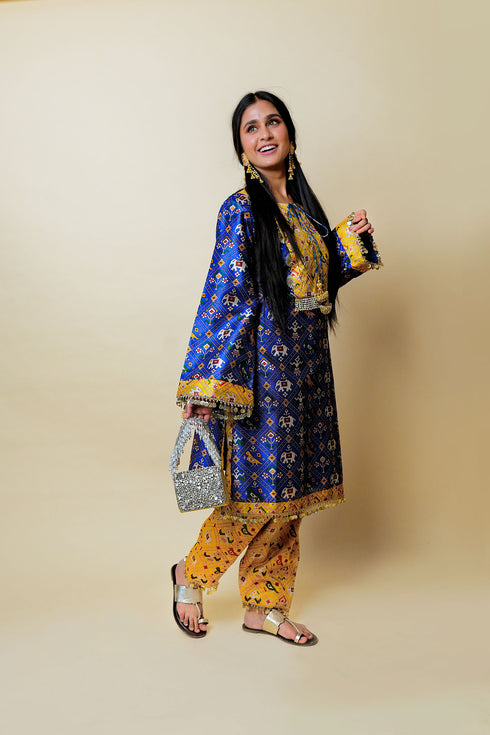 Kashmiri Patola Print Kurta Set
