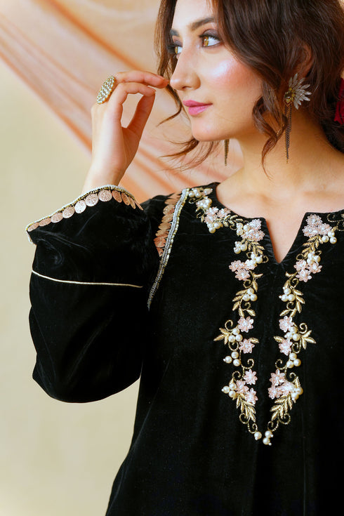 Kashmiri Kali Kurta Set