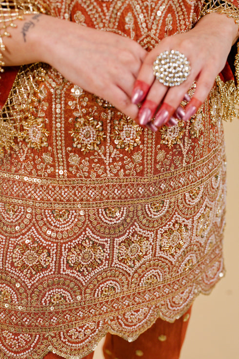 Gleam Winked Kurta Set with Pants