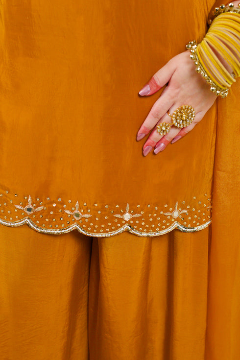 Halter Medallion Plazzo Set with Dupatta